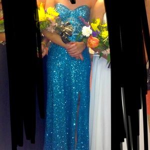 Blue sequined prom/homecoming dress.